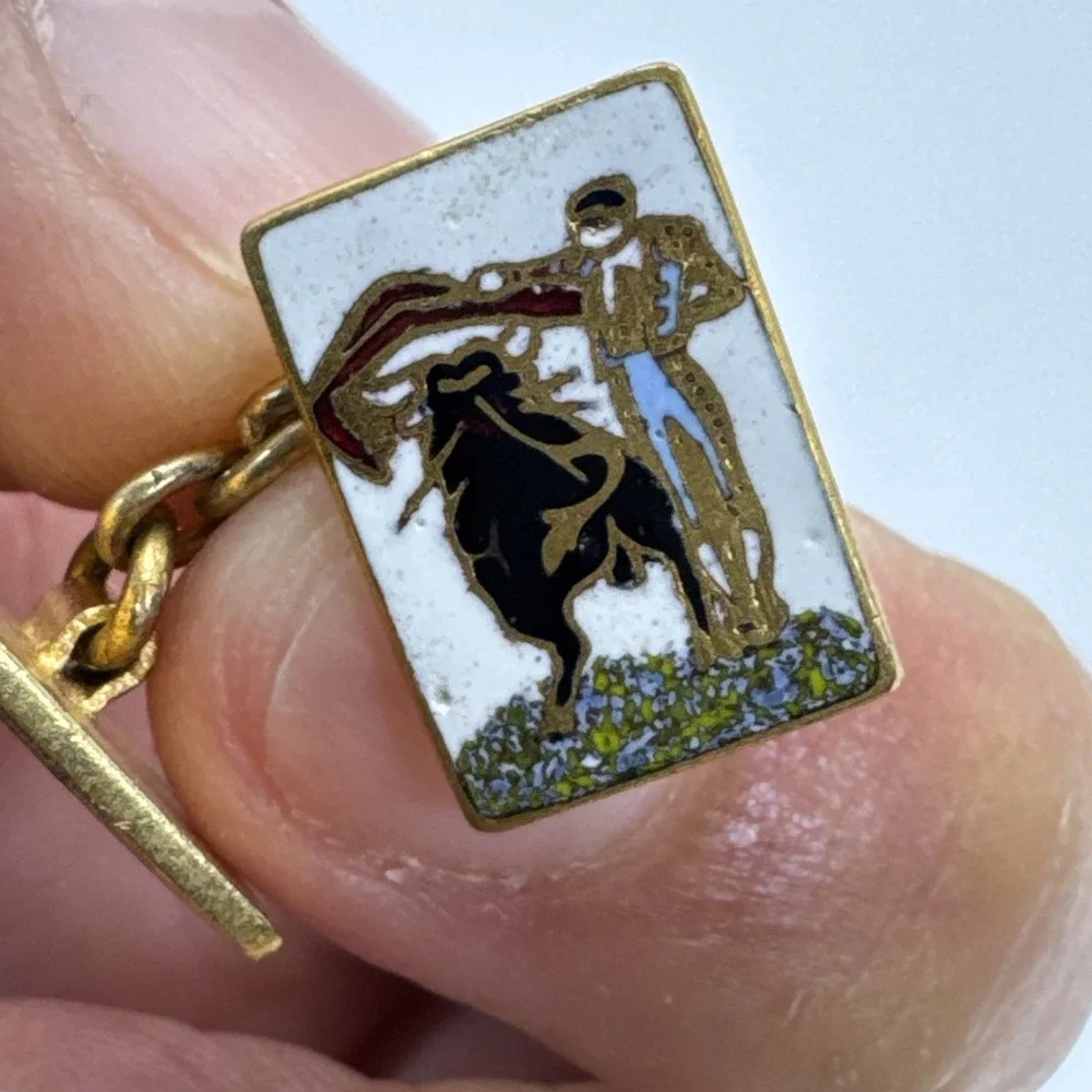 BULLFIGHTER CLOISONNÉ ENAMEL CUFFLINKS LINK CHAIN
